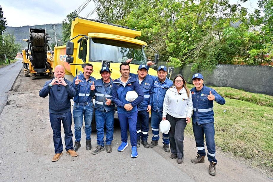 Avanza en la rehabilitación de 9 kilómetros de la vía Zipaquirá–Nemocón con una inversión superior a los $8.000 millones 11