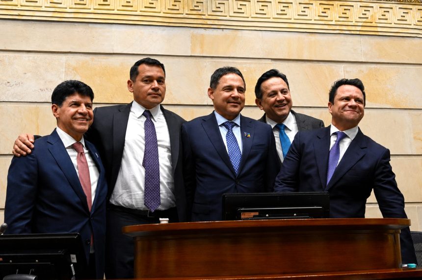 Así quedó conformada la nueva Mesa Directiva del Senado de la República 1 Así quedó conformada la nueva Mesa Directiva del Senado de la República