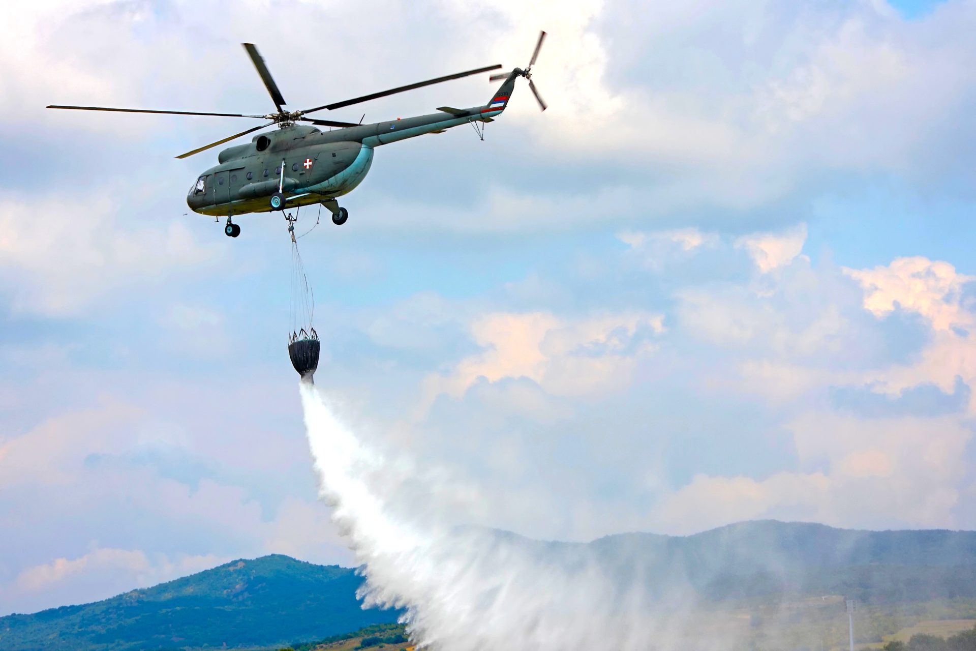 Cundinamarca dispondrá de helicóptero para combatir incendios forestales hasta 2027 6