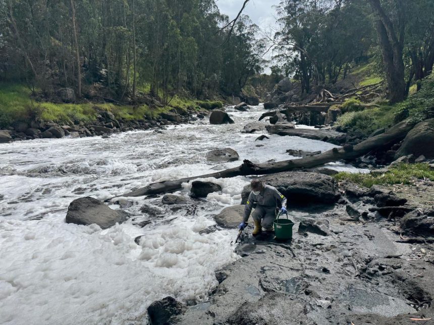 Hallan residuos de analgésicos, antibióticos y antihipertensivos en el río Bogotá