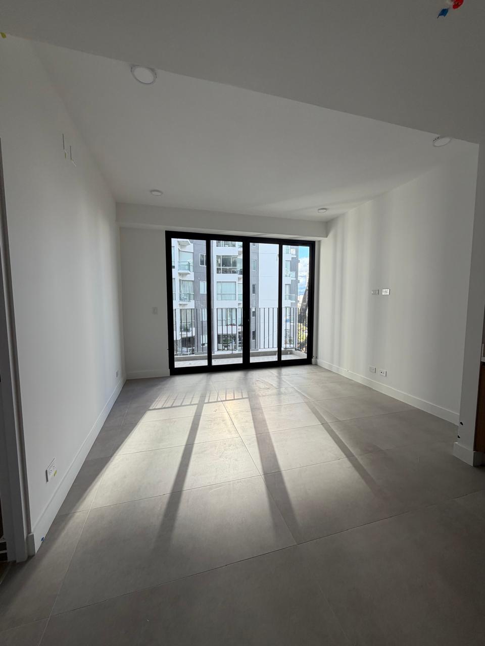 Apartamento de lujo en Costa Rica: inversión inmobiliaria de 319.000 USD frente al Parque República del Perú 3