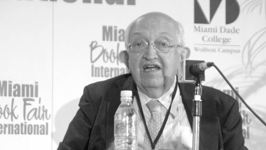 Muere Plinio Apuleyo Mendoza, escritor, periodista y referente del debate intelectual en Colombia