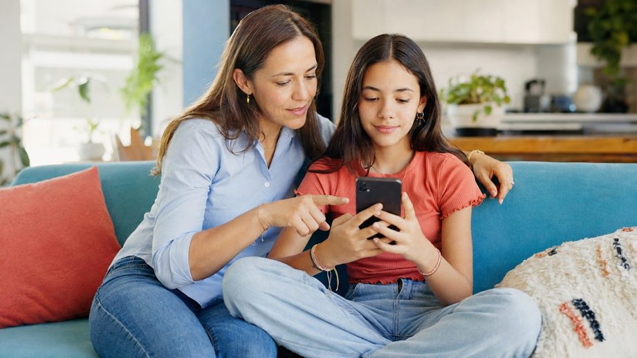 Menores y redes sociales: Colombia evalúa nuevos controles mientras varios países restringen el acceso 2