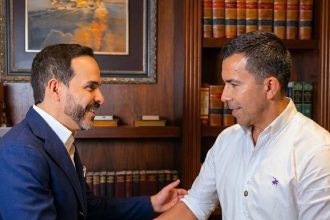 Abelardo de la Espriella y el gobernador Jorge Rey se reúnen para hablar de Cundinamarca 11 Abelardo de la Espriella y el gobernador Jorge Rey se reúnen para hablar de Cundinamarca 10