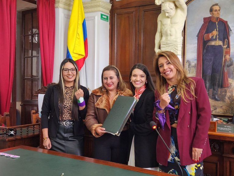 Las cuatro concejalas de Zipaquirá presentan proyecto contra la violencia política hacia las mujeres