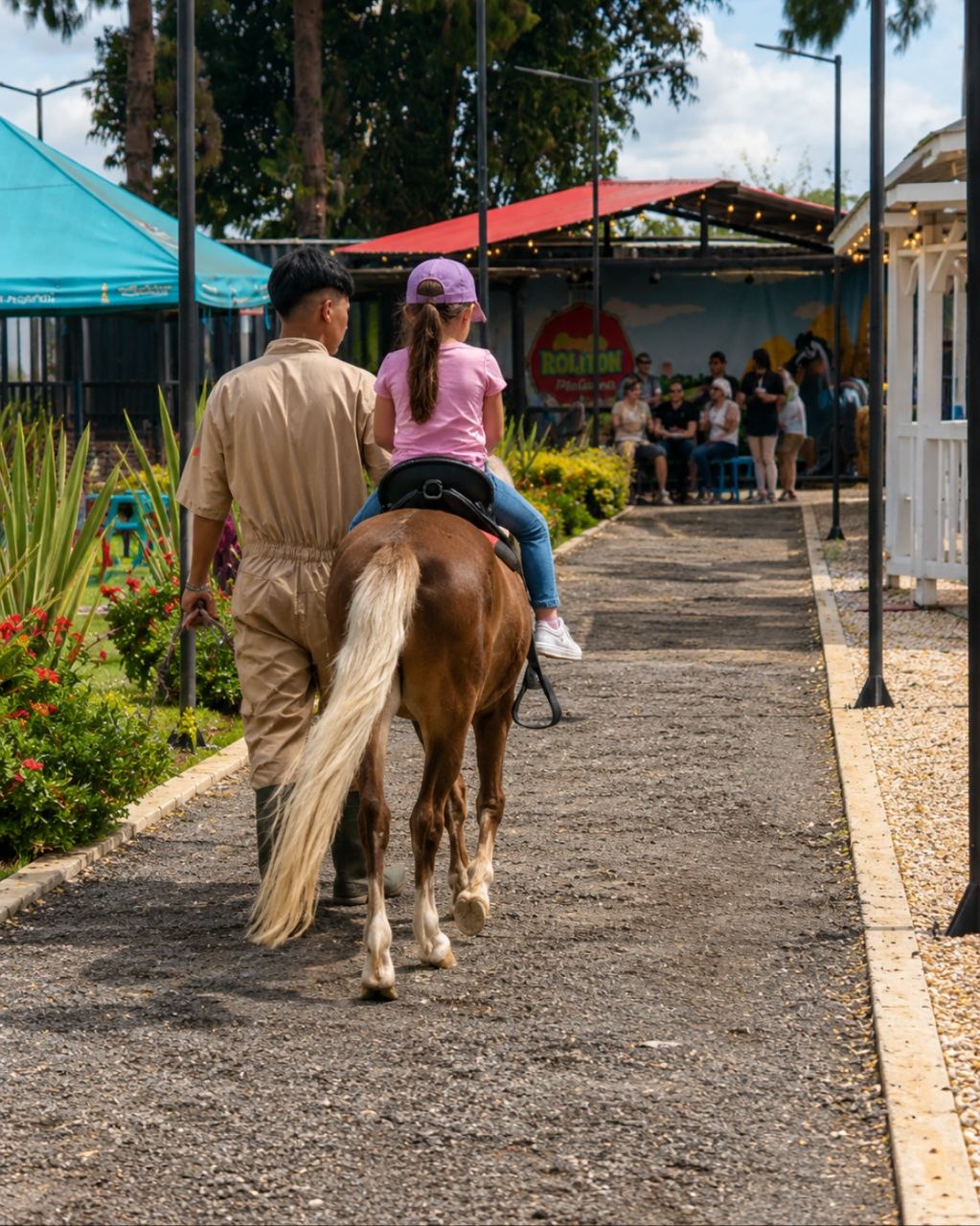Una granja interactiva cerca de Bogotá para conectarse con el campo y hacer un plan familiar en Zipaquirá 9