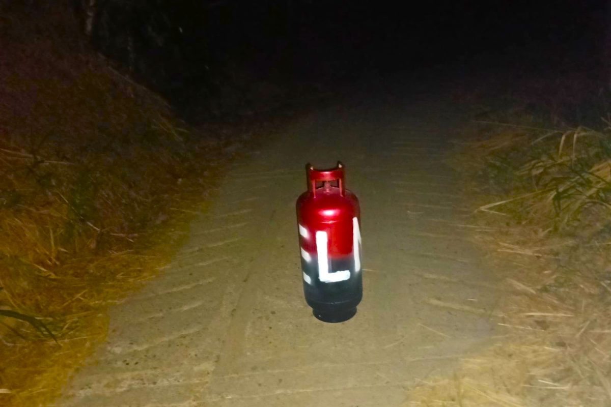 Cilindro con mensajes alusivos a grupo armado genera alerta en Chaguaní; descartan presencia de explosivos 1 Cilindro con mensajes alusivos a grupo armado genera alerta en Chaguaní; descartan presencia de explosivos