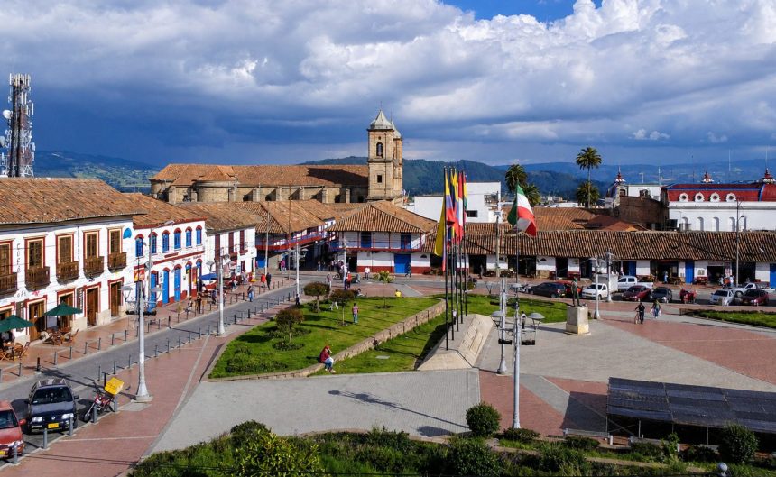 ¿El Parque de la Independencia podría recuperar su antiguo nombre de Plaza Zapata en Zipaquirá?