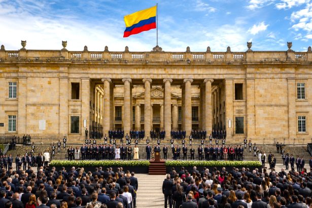 ¿Por qué los presidentes de Colombia se posesionan el 7 de agosto? 59 ¿Por qué los presidentes de Colombia se posesionan el 7 de agosto? 58