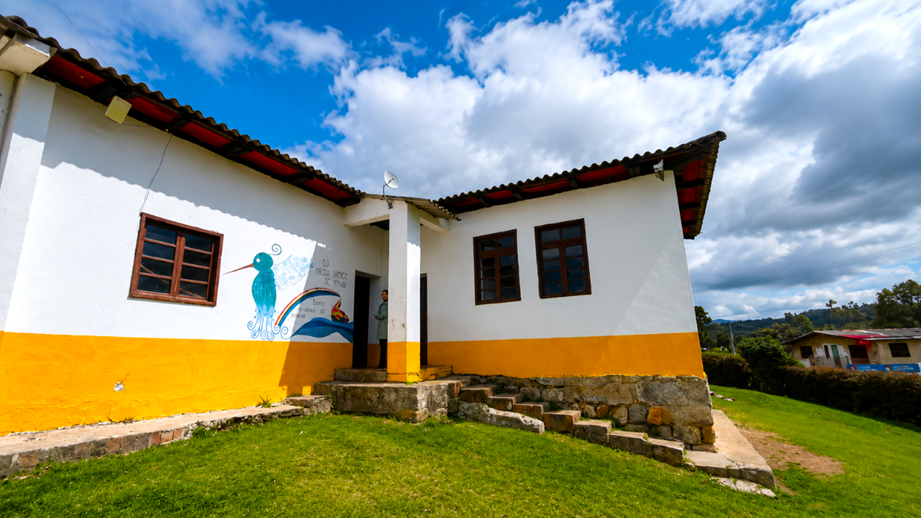 Cundinamarca evalúa daños tras el sismo: 80 colegios y 89 viviendas reportan afectaciones 2 Cundinamarca evalúa daños tras el sismo: 80 colegios y 89 viviendas reportan afectaciones 1