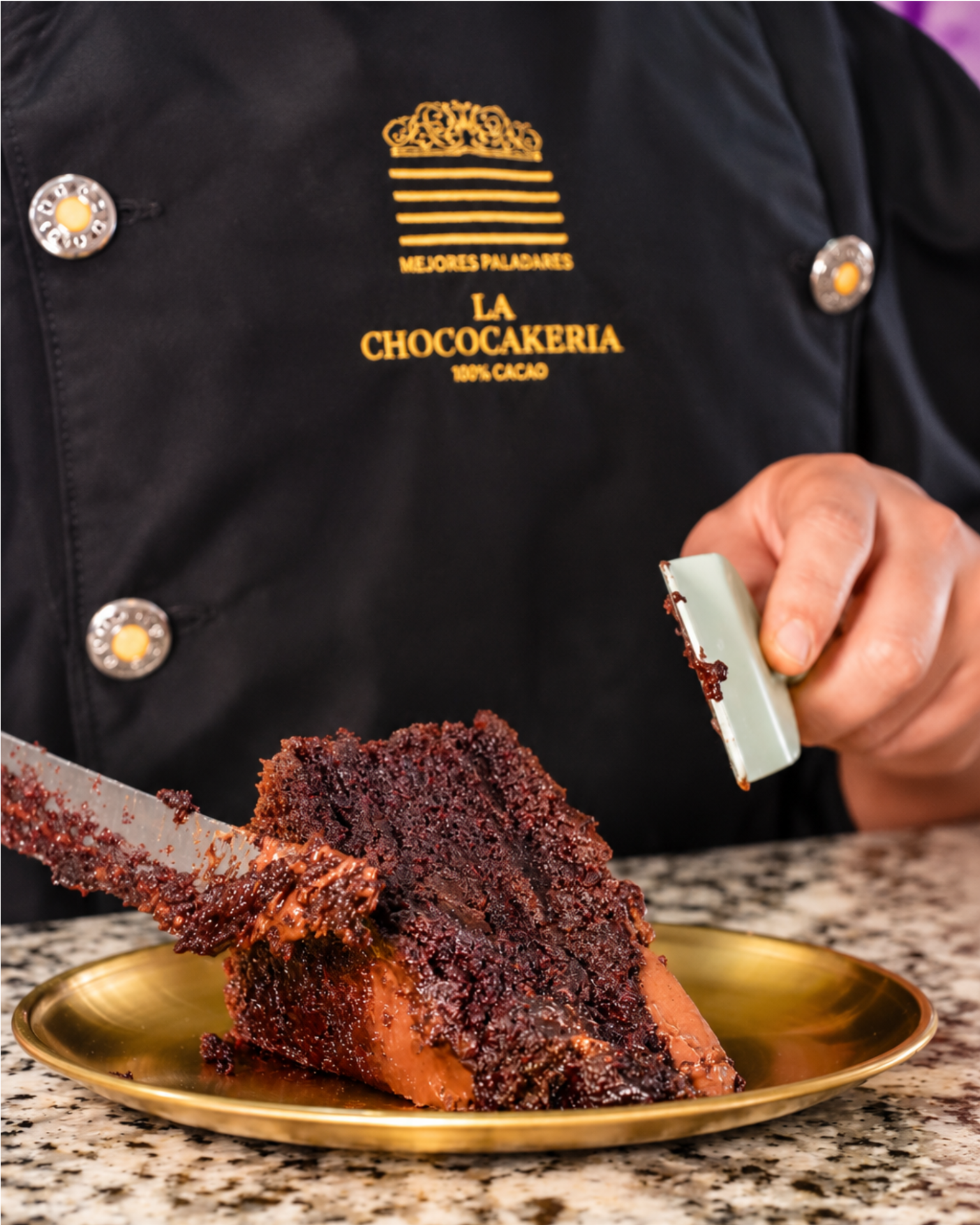 La torta de chocolate de Matilda llega a Chía: así recrean la receta con cacao de la Amazonía 5