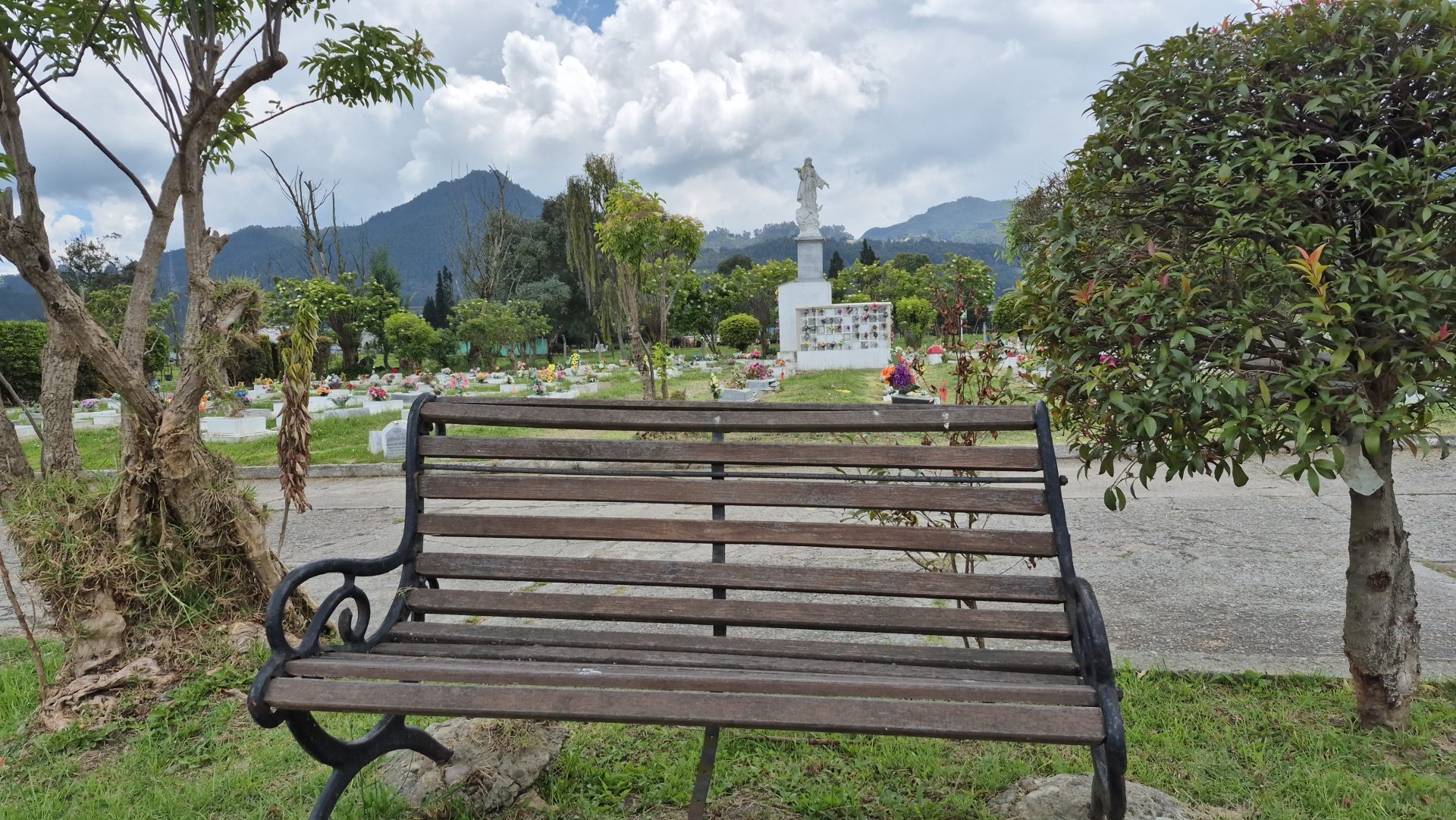Previvir Exequial y Parque Cementerio Zipaquirá consolidan su oferta de previsión familiar y servicios funerarios en Sabana Centro 3