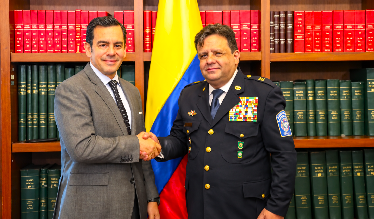 Bomberos de Colombia tiene nuevo director: Germán Andrés Miranda asumirá los retos de prevención y respuesta 10
