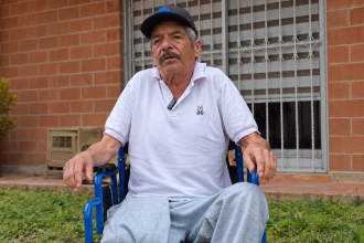 En Zipaquirá, un hombre de 65 años, busca reunir dinero para una prótesis tras la amputación de su pie 10