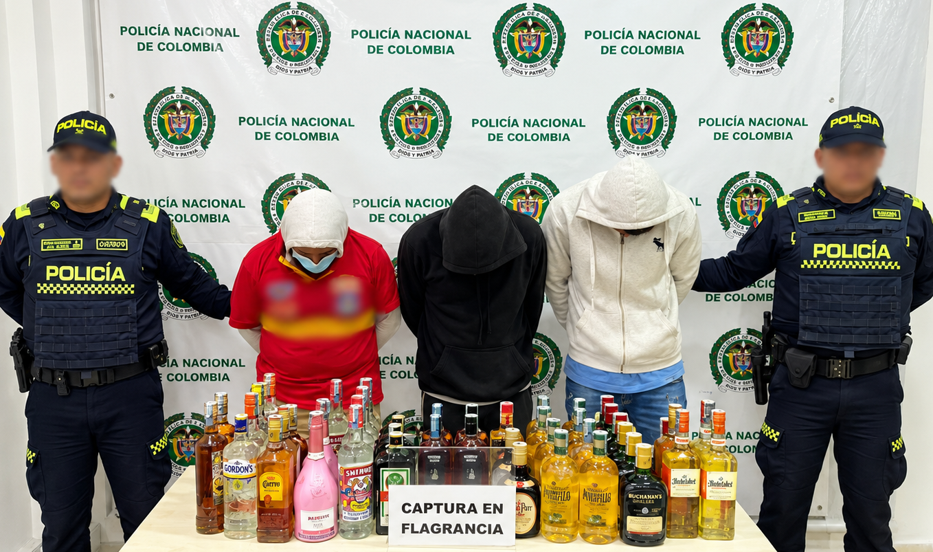Judicializados presuntos responsables de hurtar un establecimiento de comercio en Chía 13