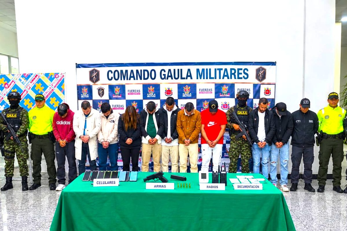 “Los Pinchallantas”: 11 capturados, investigados por secuestros y millonarios robos en la vía Mosquera–La Mesa 1 “Los Pinchallantas”: 11 capturados, investigados por secuestros y millonarios robos en la vía Mosquera–La Mesa