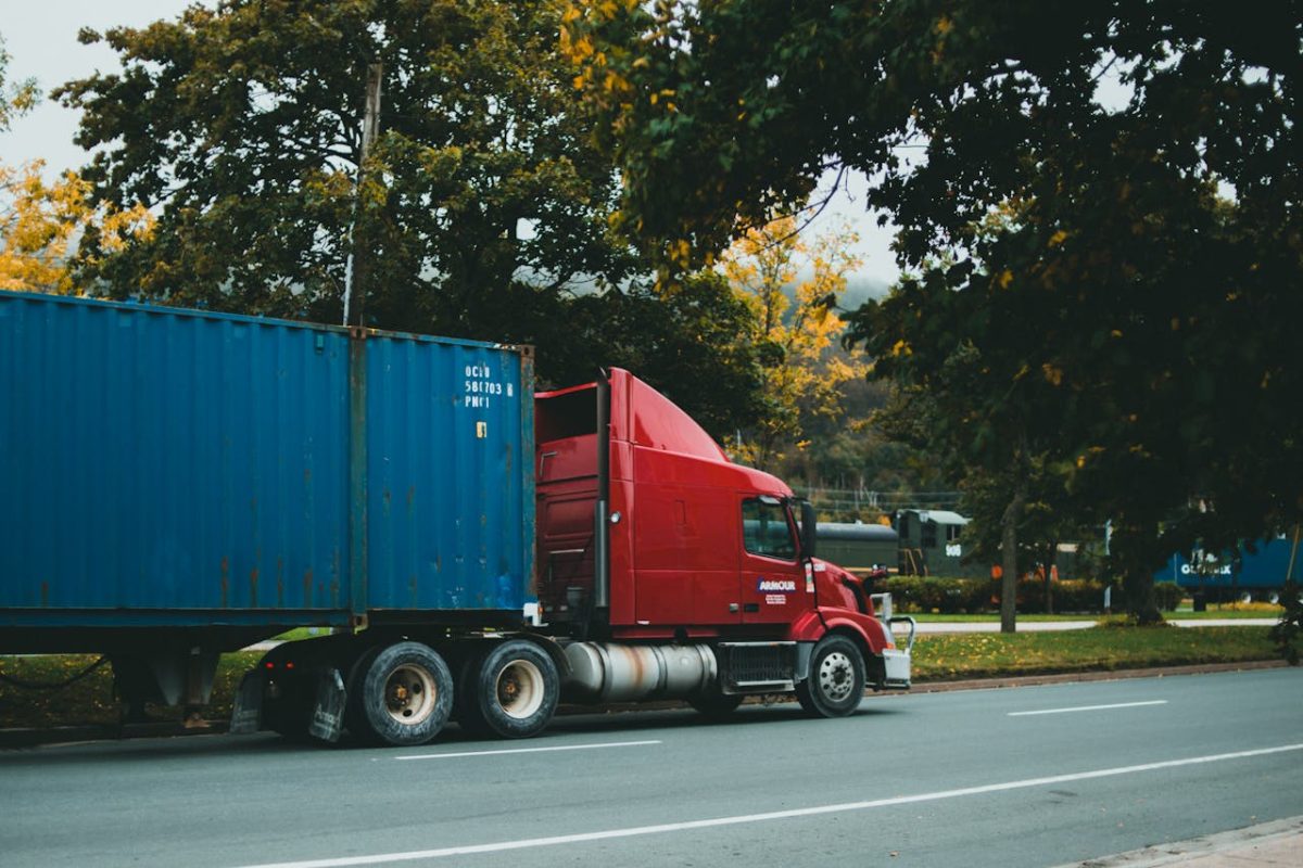Administración de flotas en Colombia: cómo la tecnología está redefiniendo la logística empresarial