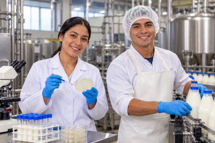 Oferta laboral en Cogua y Zipaquirá: Buscan microbiólogos y operarios para empresas lácteas 24