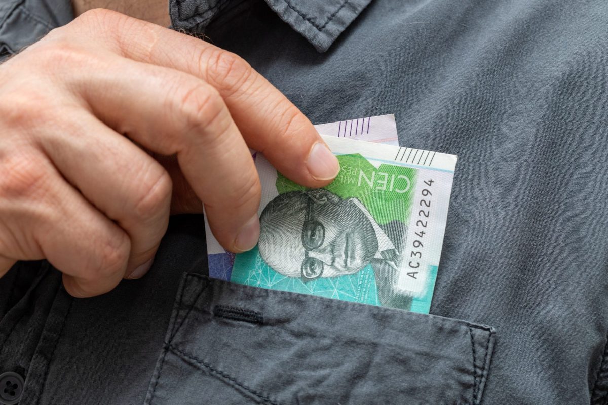Decomisan $290 millones en billetes falsos de $100.000 en Colombia y no descartan que haya más