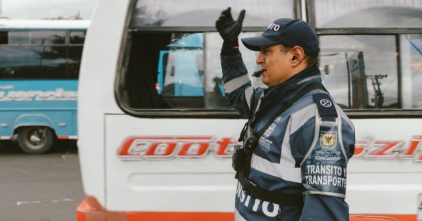 Éxodo y retorno en Bogotá durante el puente festivo del 12 de octubre