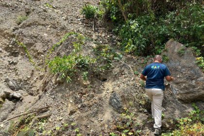 Suspenden una cantera en Cundinamarca por derrumbe sobre la vía San Cayetano - Paime 22